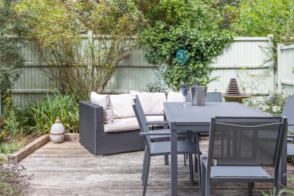 Olive Tree Townhouse, With Parking Holiday home Whitstable