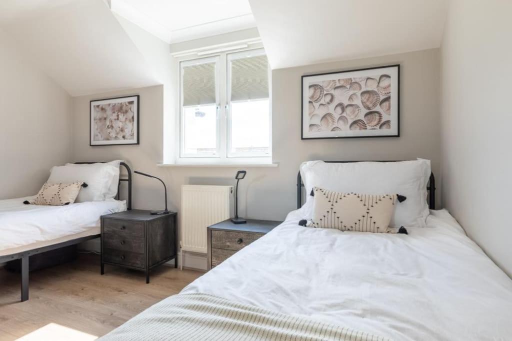 Holiday home Olive Tree Townhouse, With Parking